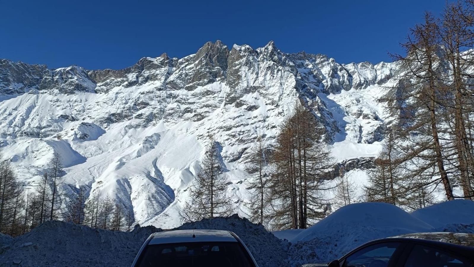 Panorama Chalet A La Grand'Ourse Di Cervinia Cir Vda Valtournenche 0198 Breuil-Cervinia Luaran gambar